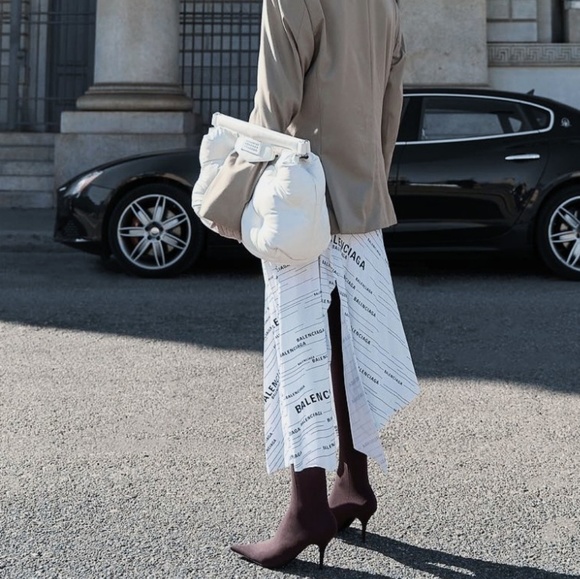 SOLD!🤩BALENCIAGA🤩Knife Jersey Sock Boots - Picture 2 of 8